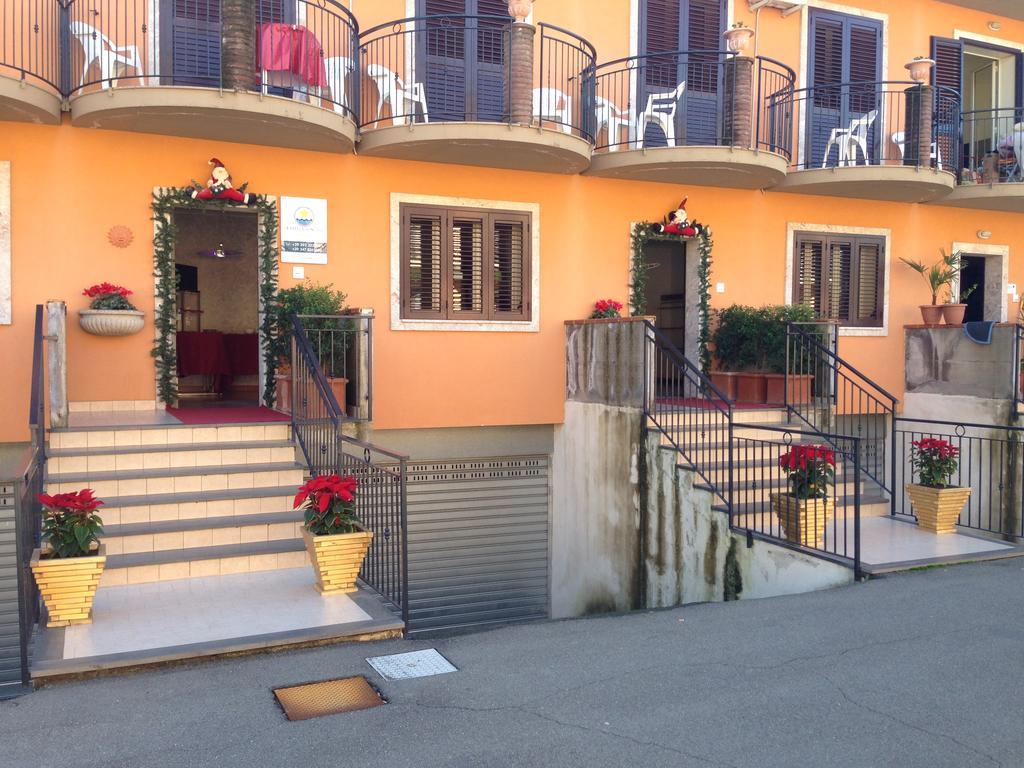 B&B La Stella Di Naxos Giardini-Naxos Kültér fotó